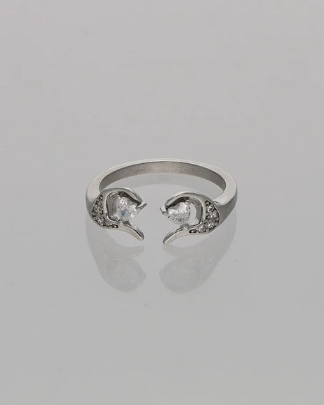 Miora Ring in 92.5 Silver