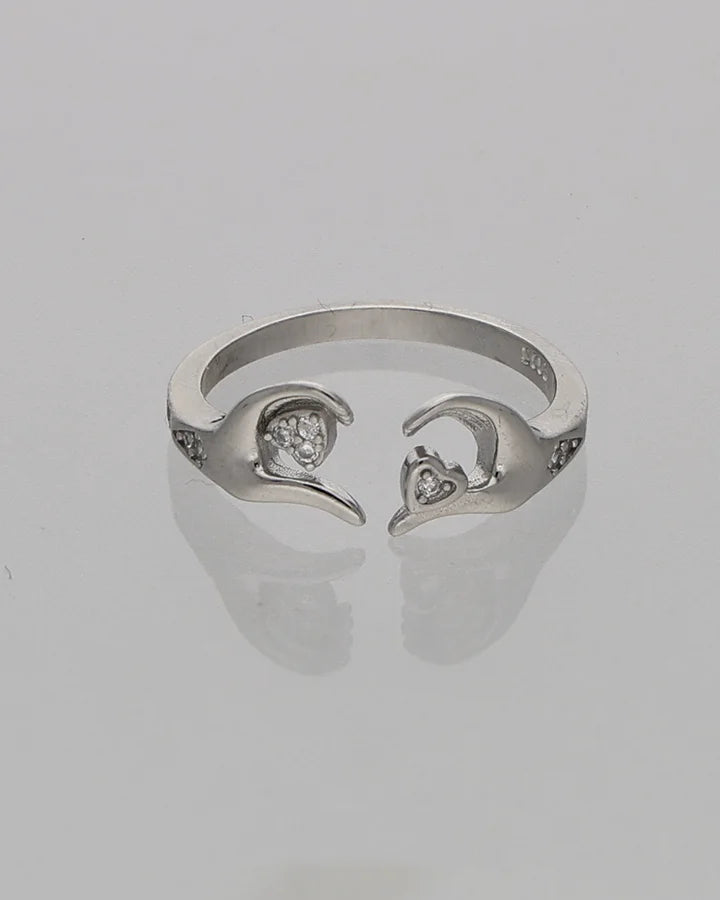 Orin Ring in 92.5 Silver