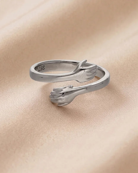Veyra Ring in 92.5 Silver