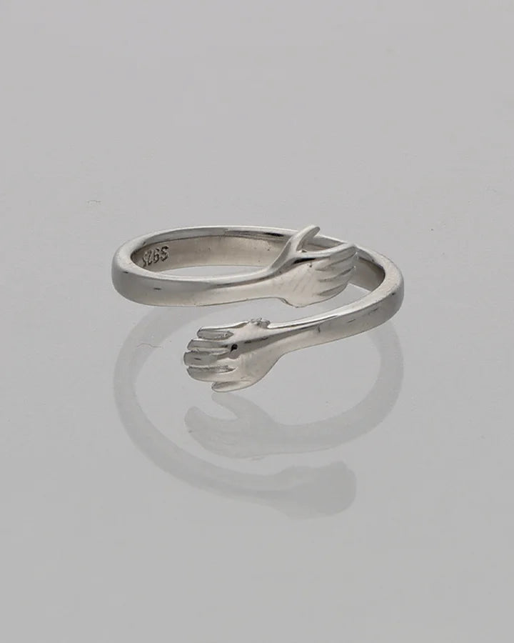 Veyra Ring in 92.5 Silver