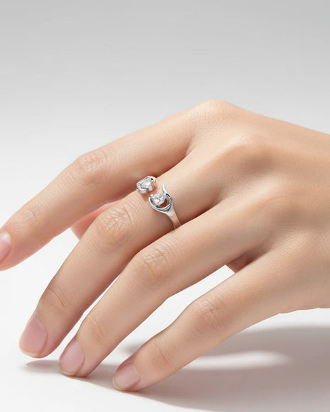 Miora Ring in 92.5 Silver