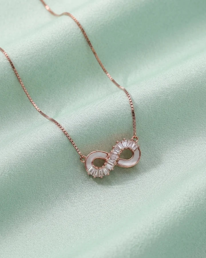 Infinity Chain  in 92.5 Silver