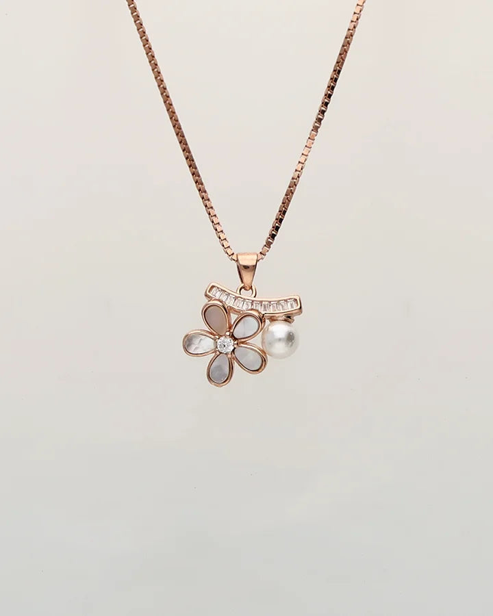 Flora Pearl Chain  in 92.5 Silver