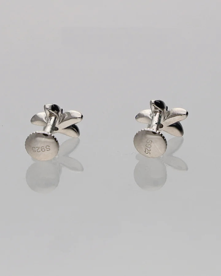 Kaelis Glow Studs