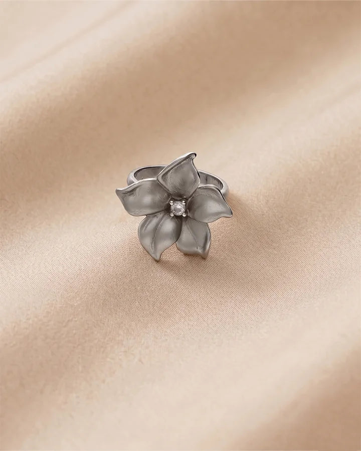 Luna Frost Ring in 92.5 Silver