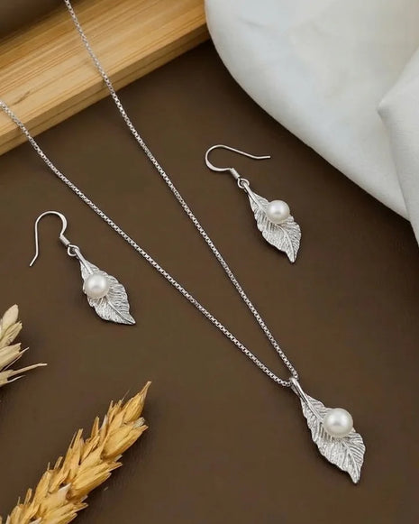 Luna Pearl Charm Duo in 92.5 Silver