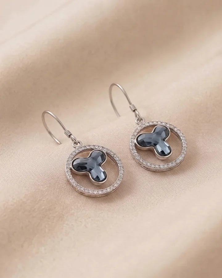 Dangle Earrings in 92.5 Silver