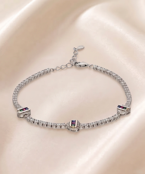 Link Tennis Bracelet in 92.5 Silver