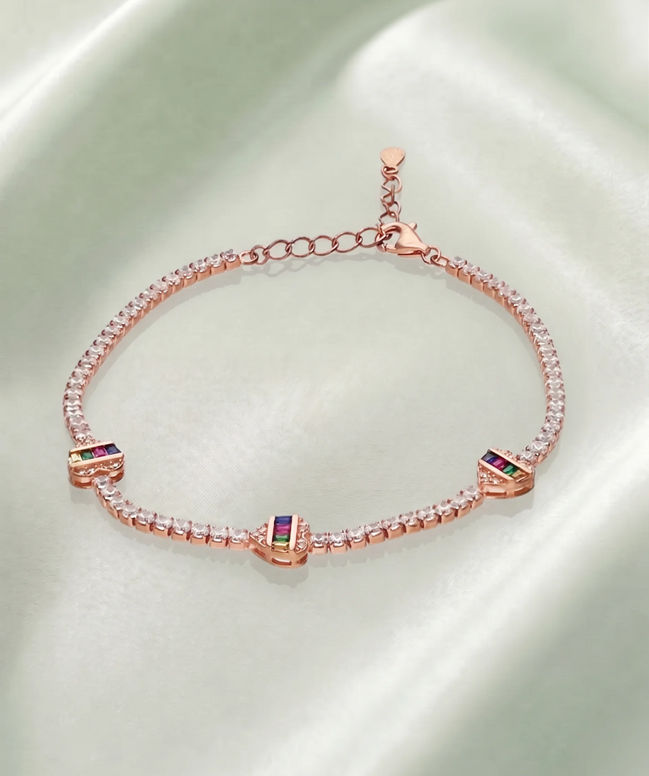 Love Knot Bracelet in 92.5 Silver