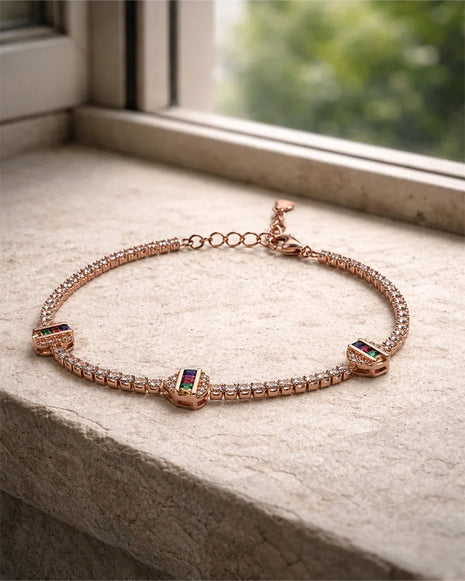 Love Knot Bracelet in 92.5 Silver