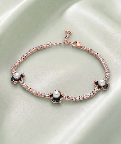 Velvet Bracelet in 92.5 Silver