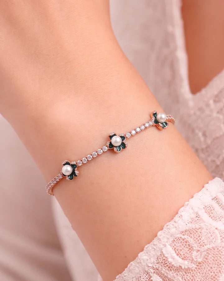 Velvet Bracelet in 92.5 Silver