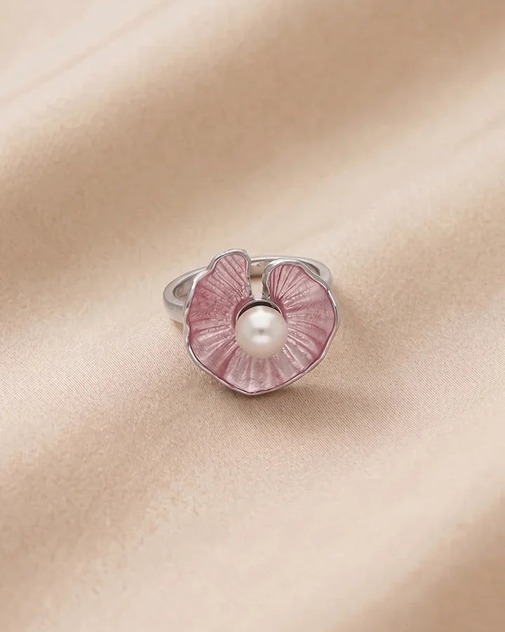 Luna Pearl Ring in 92.5 Silver