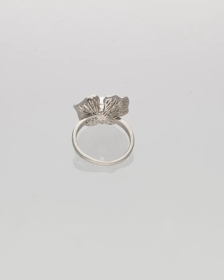 Luna Pearl Ring in 92.5 Silver