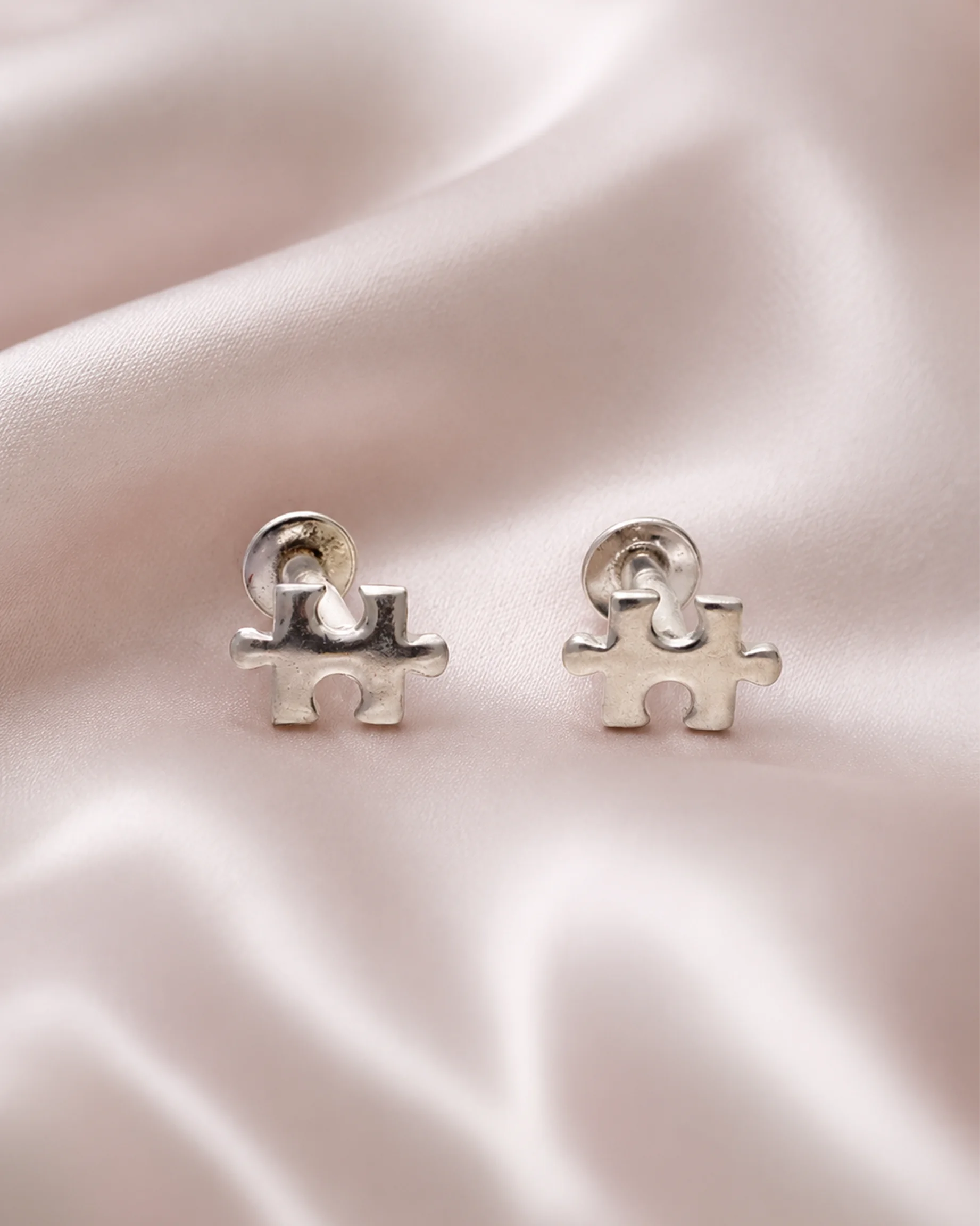 Paheli Silver Studs 92.5 Silver