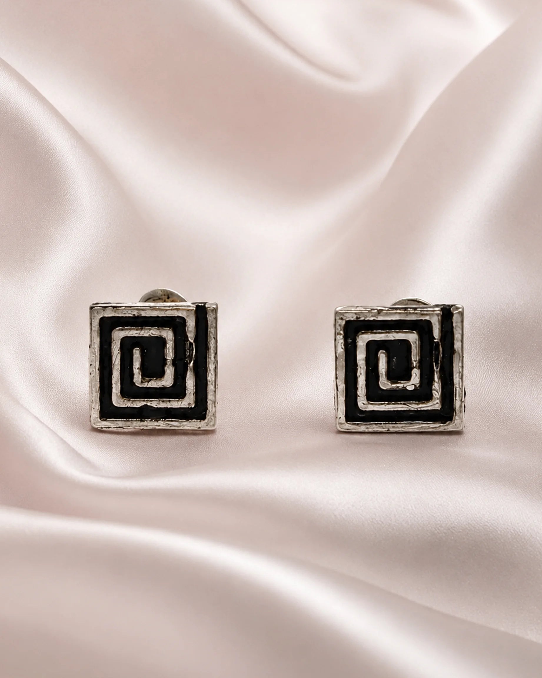 Virasat Square Studs 92.5 Silver