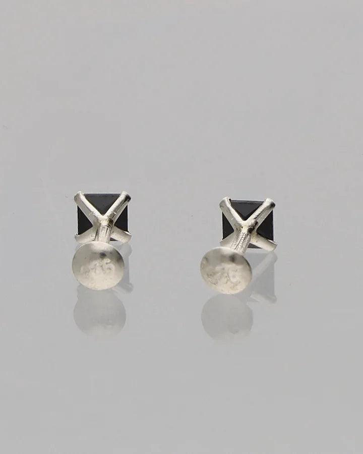 Kaala Chauk Studs 92.5 Silver