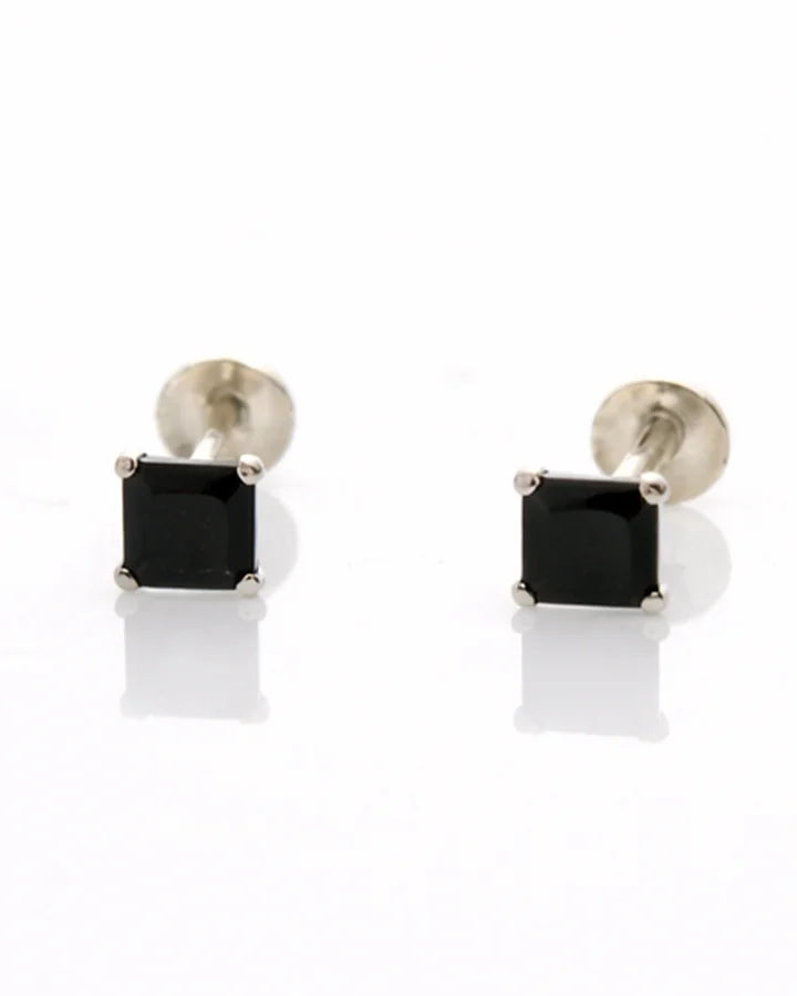 Kaala Chauk Studs 92.5 Silver