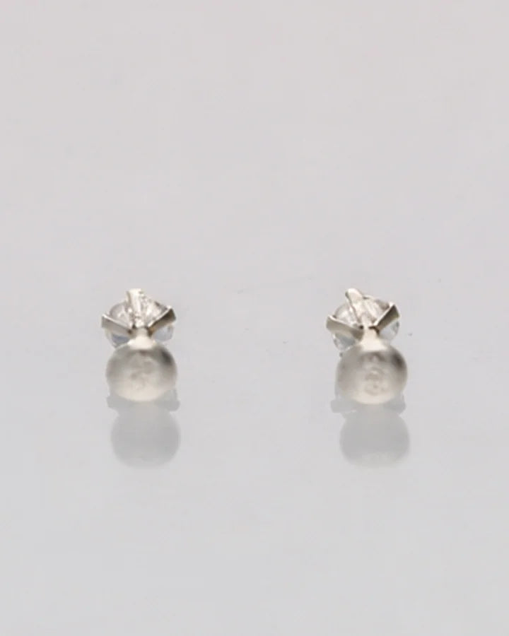 Chandrika Round Studs 92.5 Silver