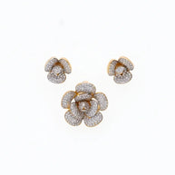 Golden Bloom Pendant Set in 92.5 Silver