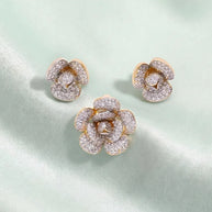 Golden Bloom Pendant Set in 92.5 Silver