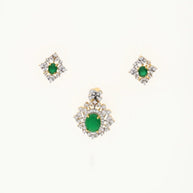 Emerald Aura Pendant Set in 92.5 Silver