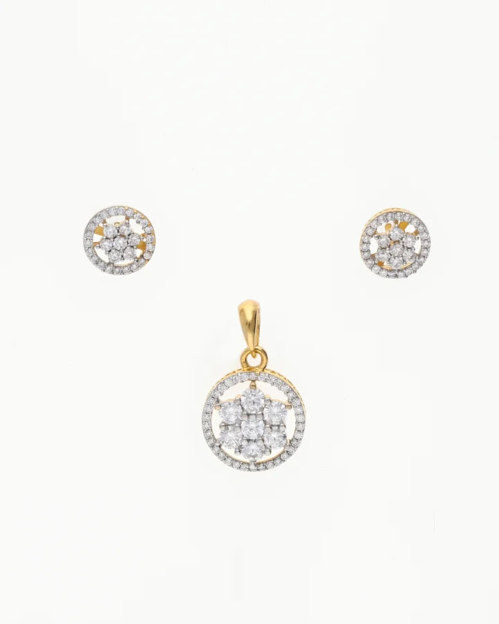 Celestial Spark Pendant Set in 92.5 Silver