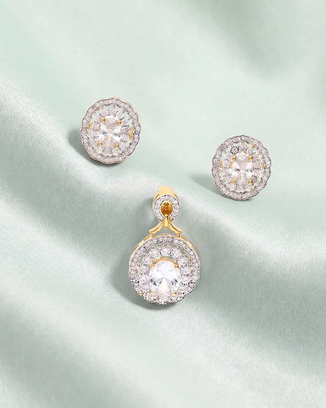 Oval Majesty Pendant Set in 92.5 Silver