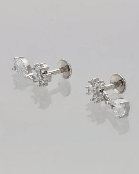 Dangle Earrings in 92.5 Silver