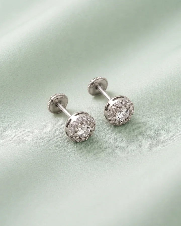Classic Solitaire Earrings in 92.5 Silver