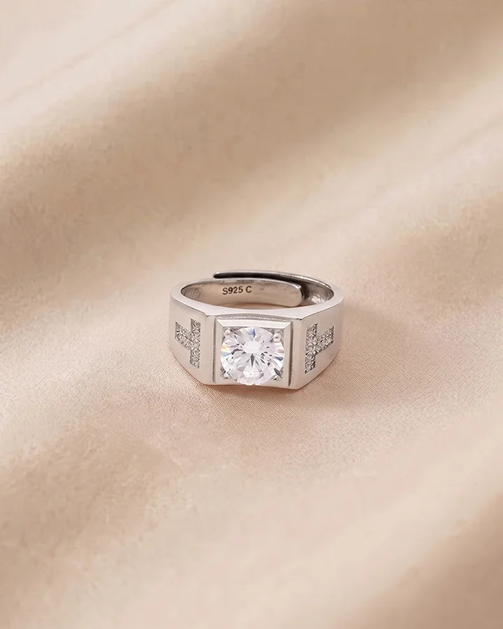 Regal Crest Ring in 92.5 Silver