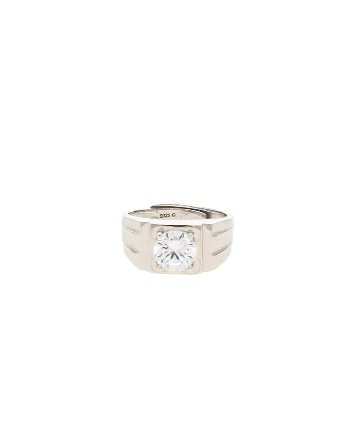 Valor Solitaire Ring in 92.5 Silver