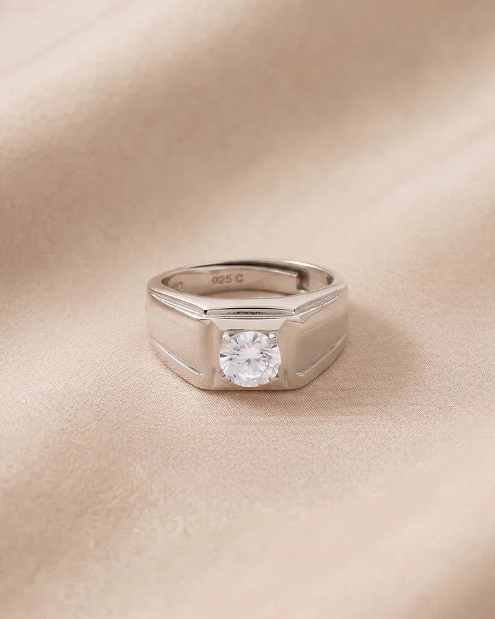 Monarch Solitaire Ring in 92.5 Silver