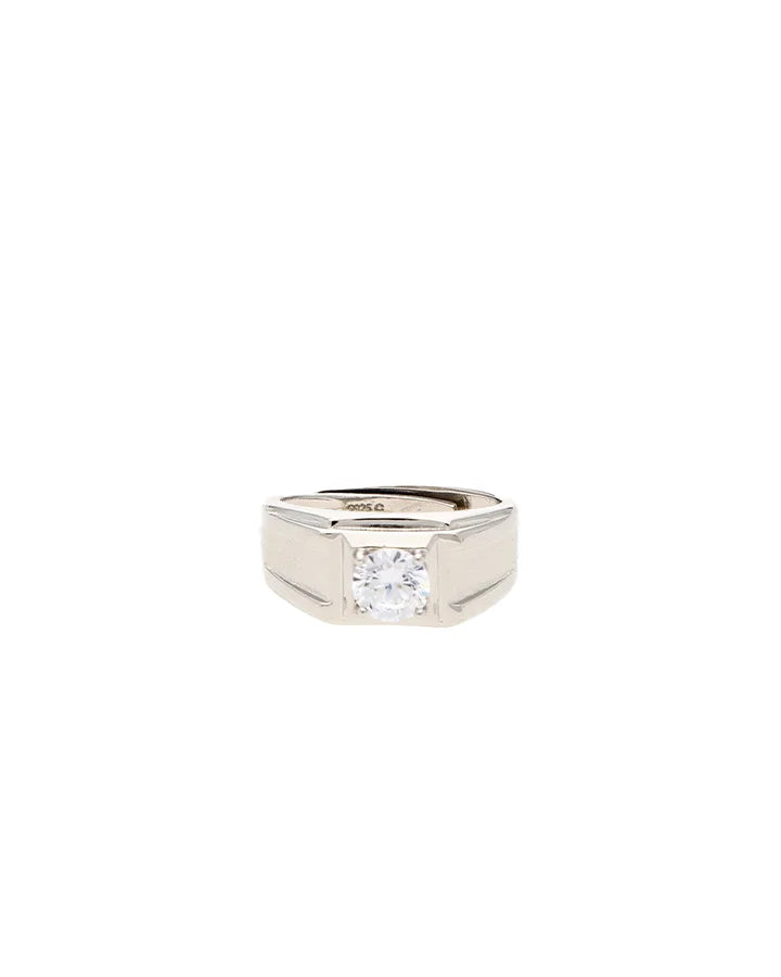 Monarch Solitaire Ring in 92.5 Silver