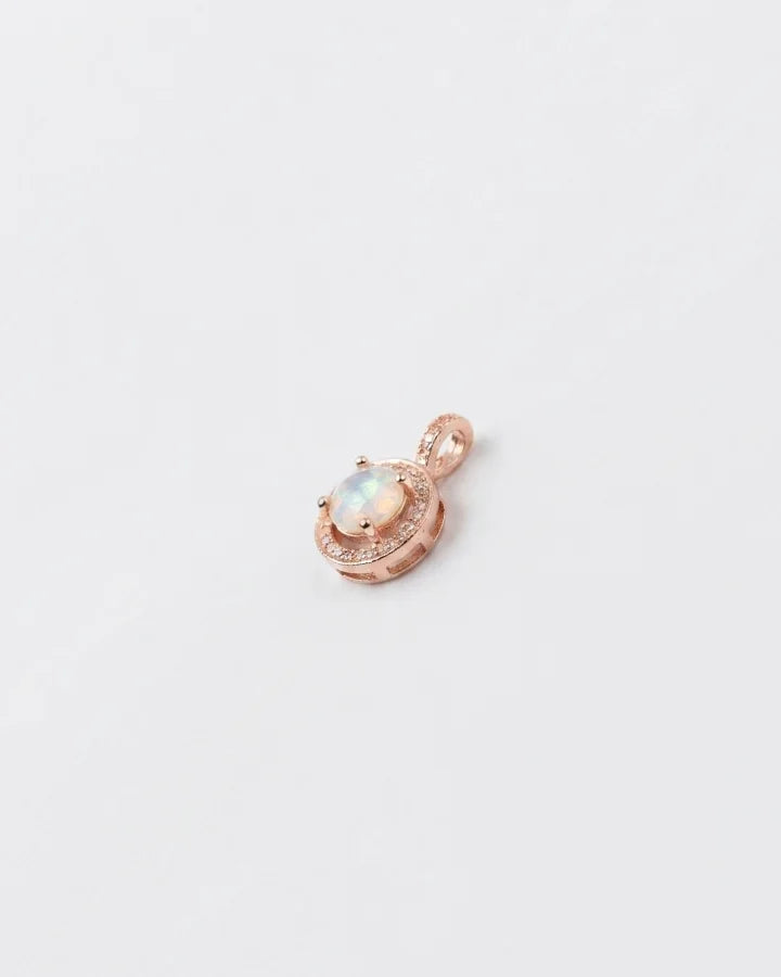 Oval Bloom in 92.5 Silver