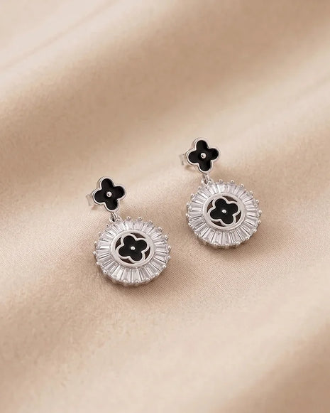 Clover Radiance Earrings in 92.5 Silver
