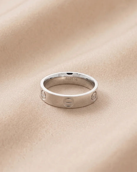 Zenith Spark Ring in 92.5 Silver
