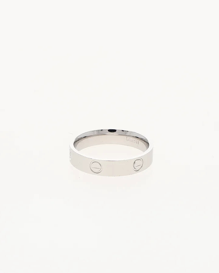 Imperial Spark Ring in 92.5 Silver