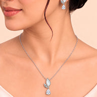 Floral Sparkle Pendant Set in 92.5 Silver