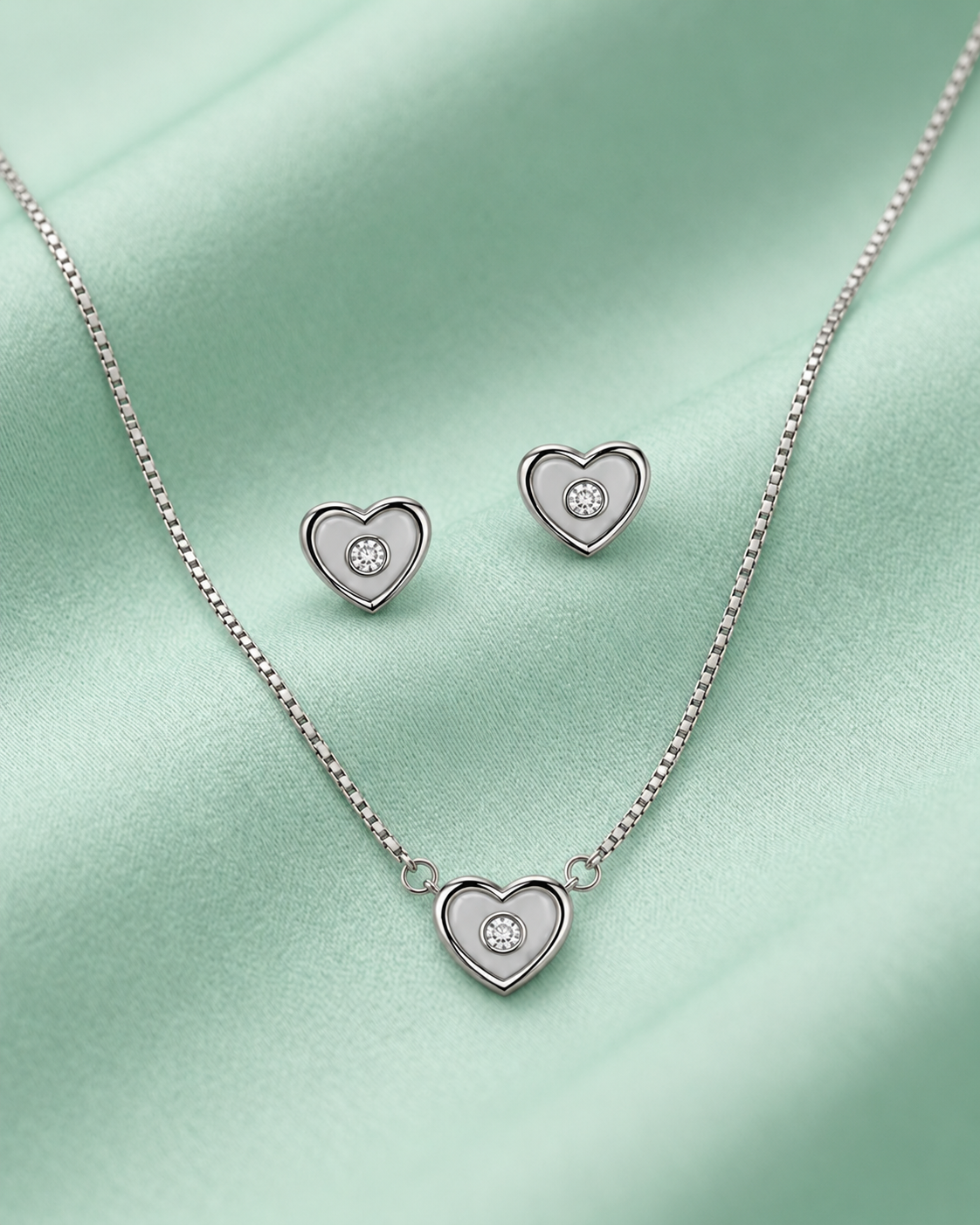 Pearl Heart Pendant Set in 92.5 Silver