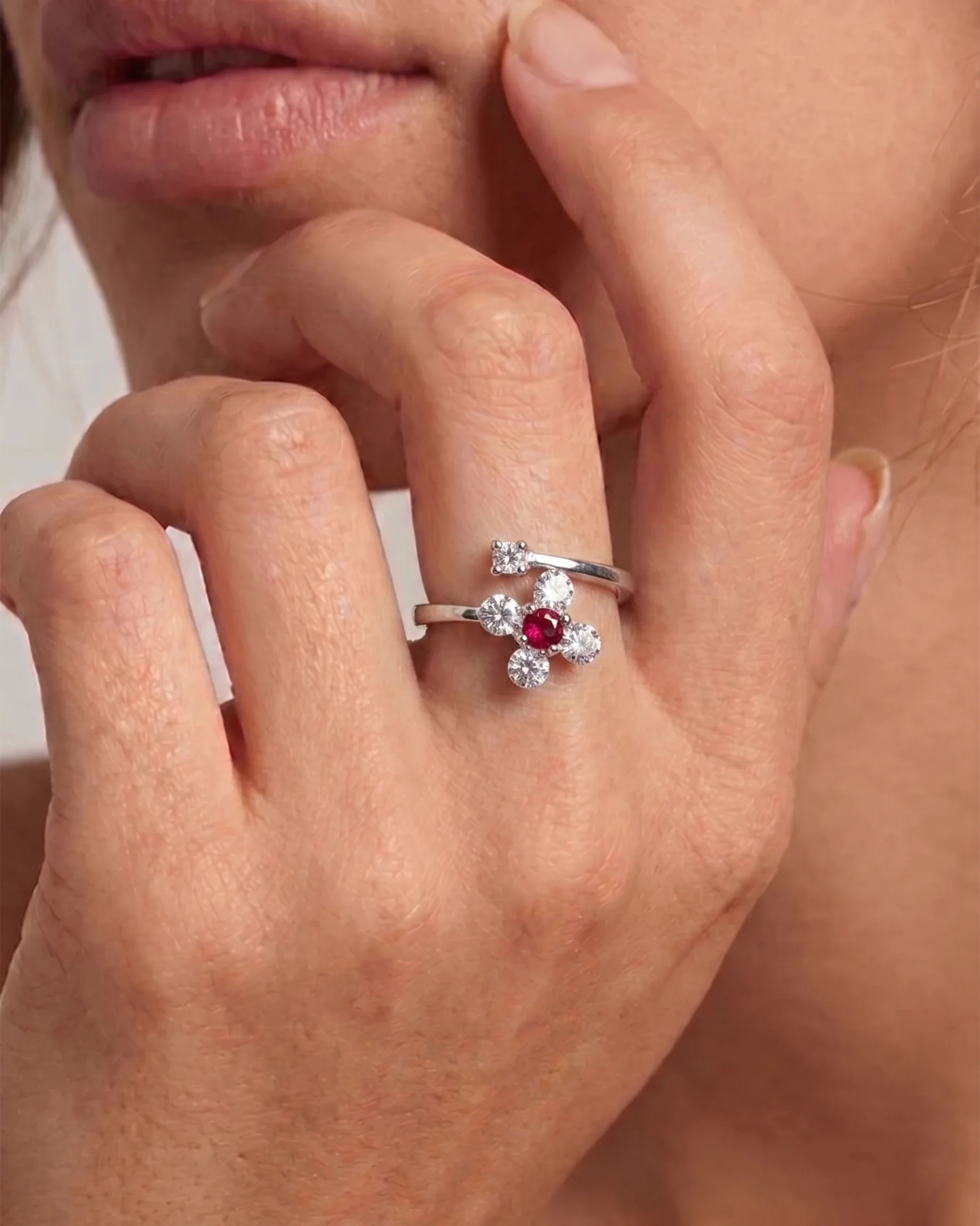 Floral Ring in 92.5 Silver