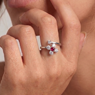 Floral Ring in 92.5 Silver