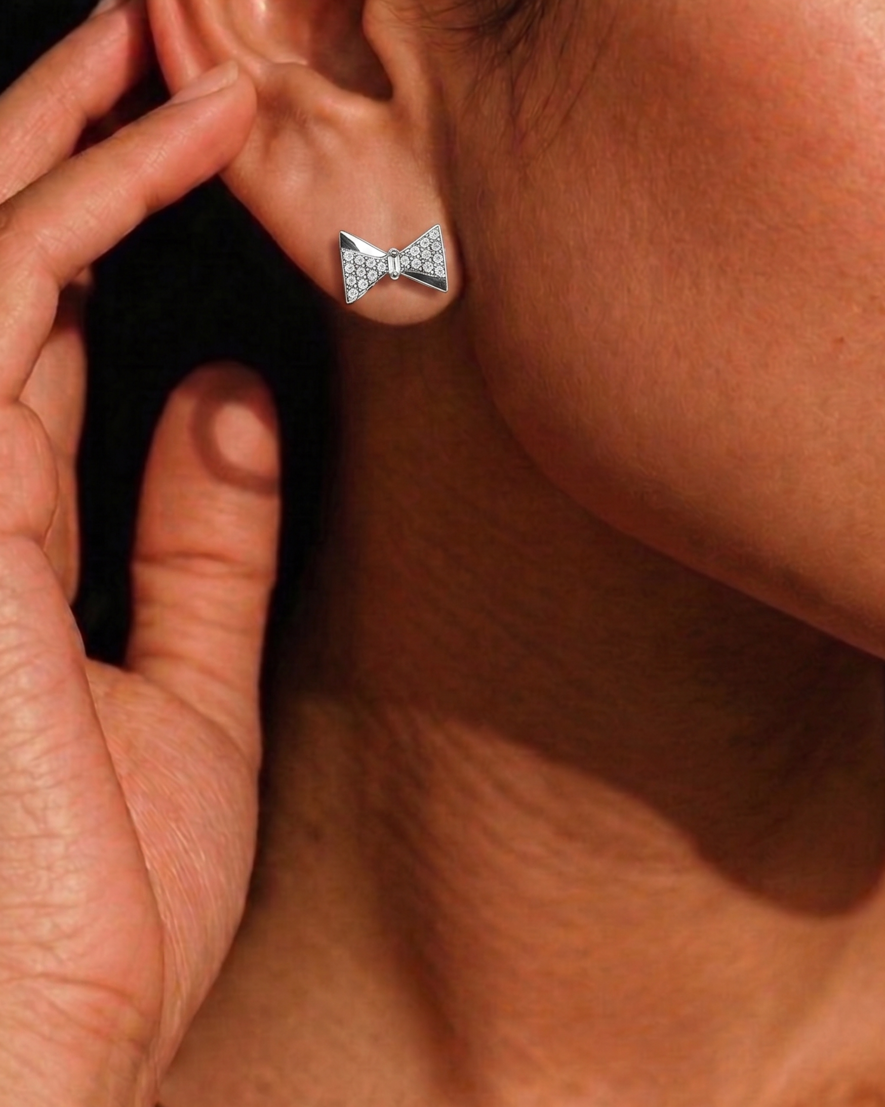 Bow Studs in 92.5 Silver