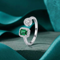 Pistachio Ring in 92.5 Silver