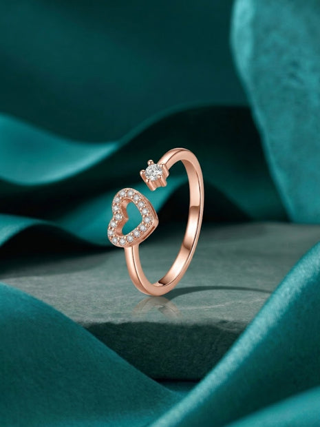 Amora Ring in 92.5 Silver